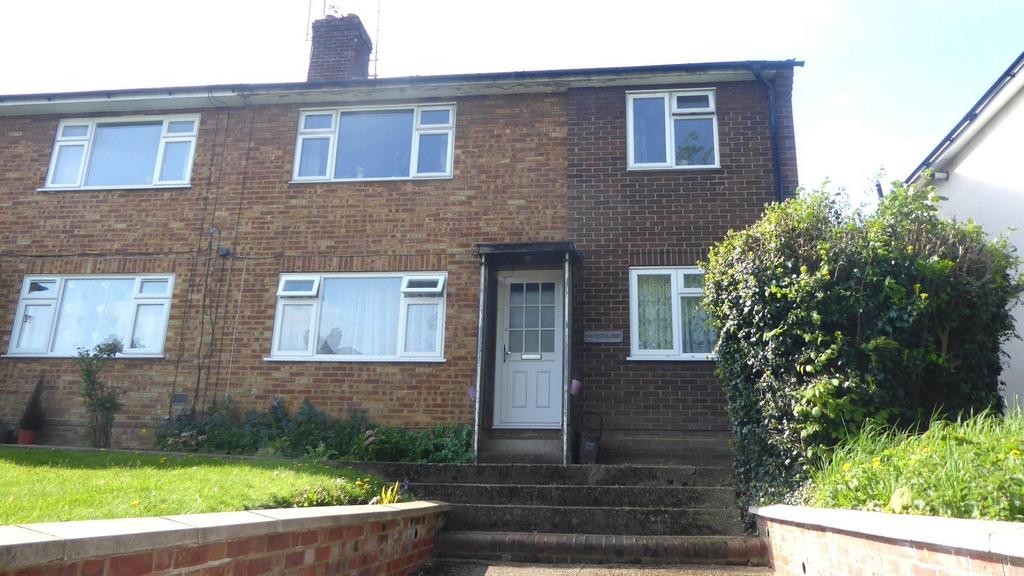 Dorchester Court, Chalk Hill, Watford WD19 2 bed for sale £350,000