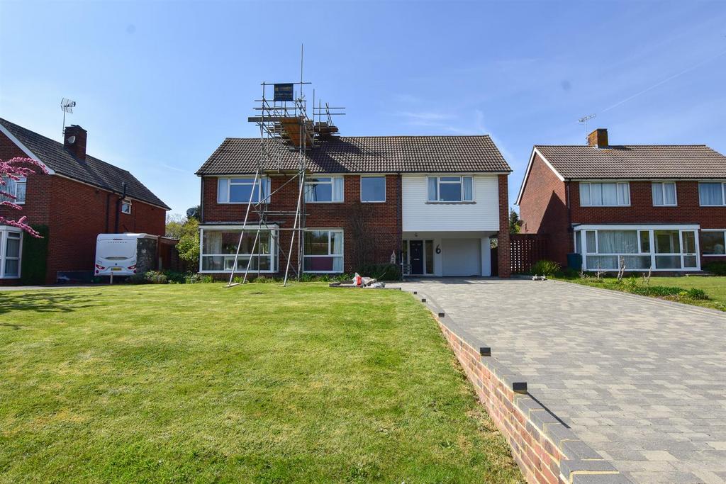 Gillsmans Park, St. LeonardsOnSea 5 bed detached house £675,000