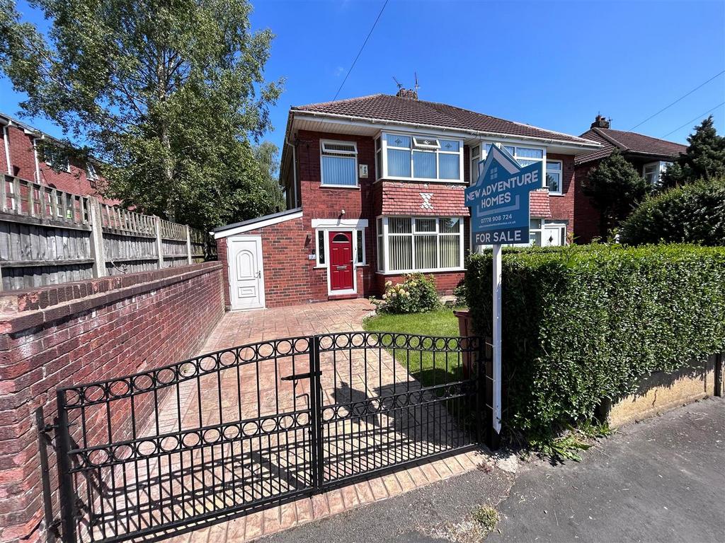 Redacre Road, Manchester 3 bed semidetached house for sale £240,000