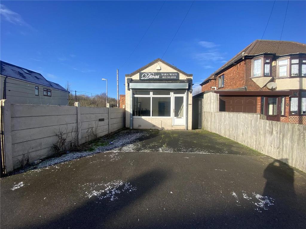 Newbury Lane, Oldbury, West Midlands Retail property (high street) £