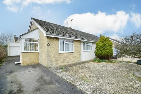 23 Bettertons Close, Fairford, GL7 4HY