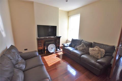 82 Galton Road, Smethwick, B67 5JU