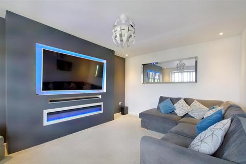 76 Seaton Way, Mapperley, Nottingham, NG3 5XB