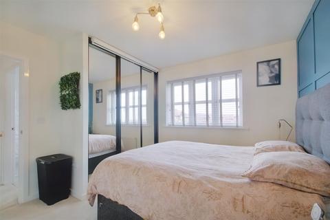76 Seaton Way, Mapperley, Nottingham, NG3 5XB