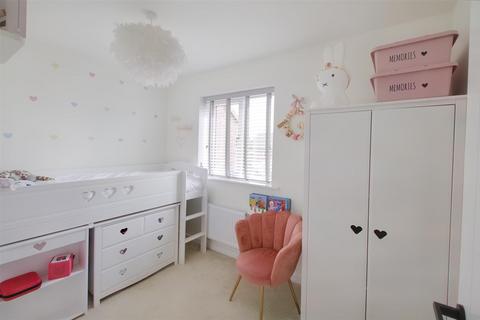 76 Seaton Way, Mapperley, Nottingham, NG3 5XB