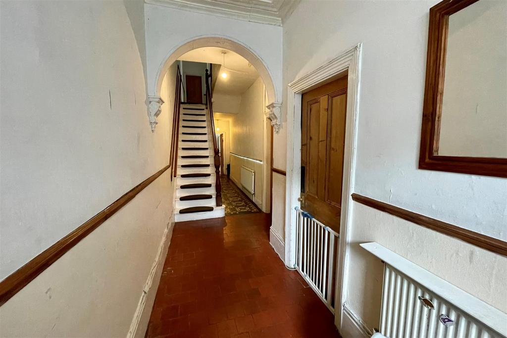 349 Gillott Road 13.jpg