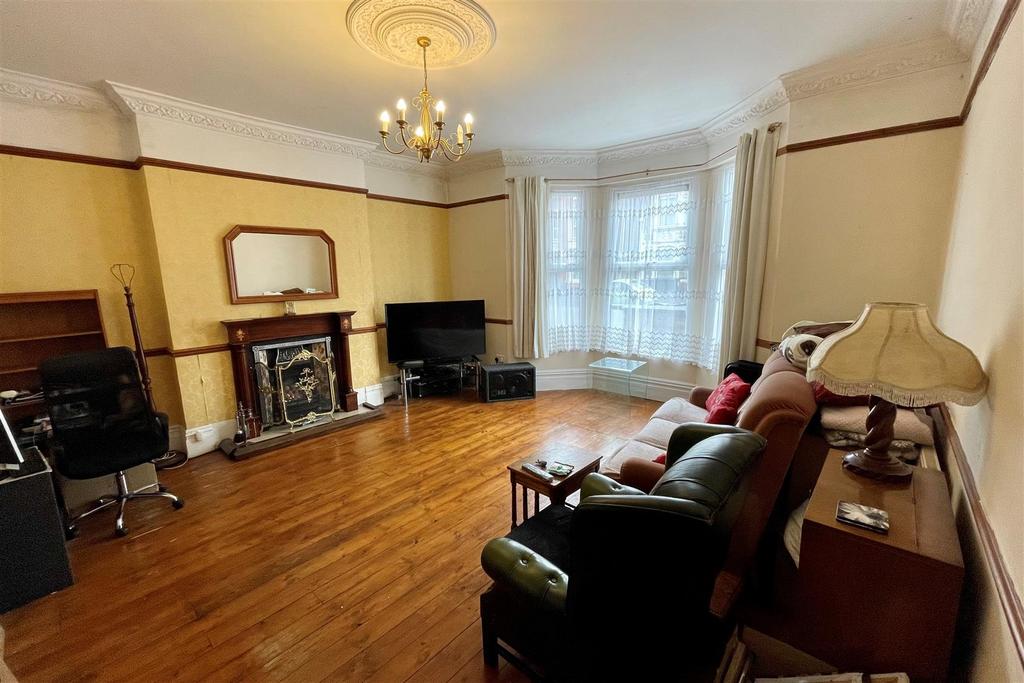 349 Gillott Road 19.jpg