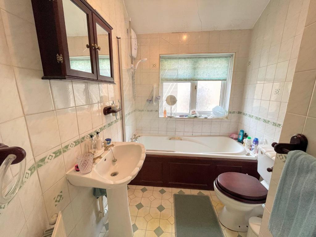 Bathroom/w.c.