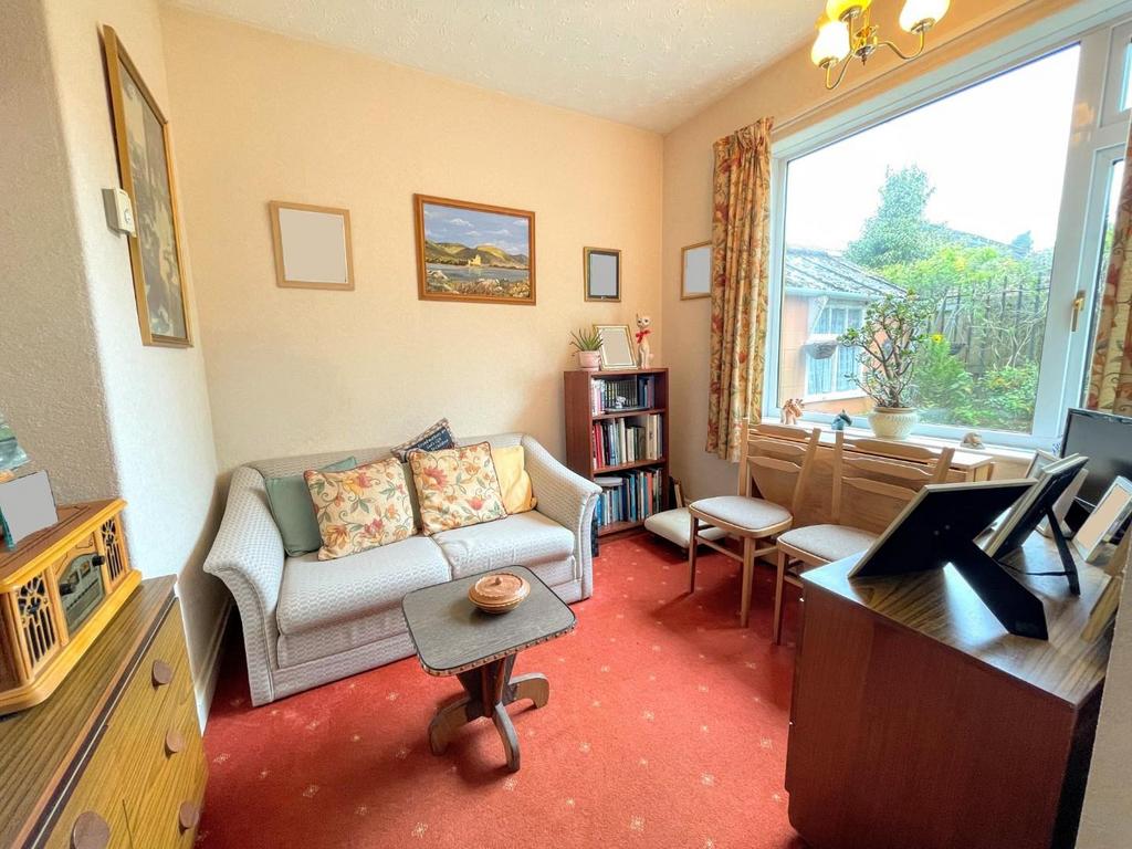 Third bedroom/snug/office