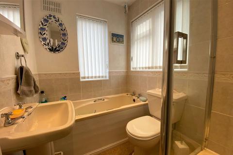 3 bedroom semi-detached house for sale - Barston Road, Oldbury