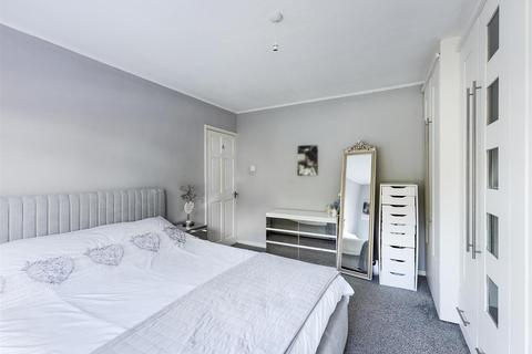 7 Bell Crescent, Coulsdon, CR5 3RX