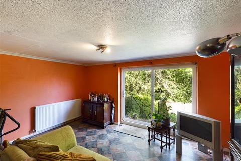 61 Brookscroft, Croydon, CR0 9NB