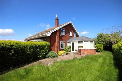 4 bedroom detached house for sale, Recreation Club Lane, Beverley