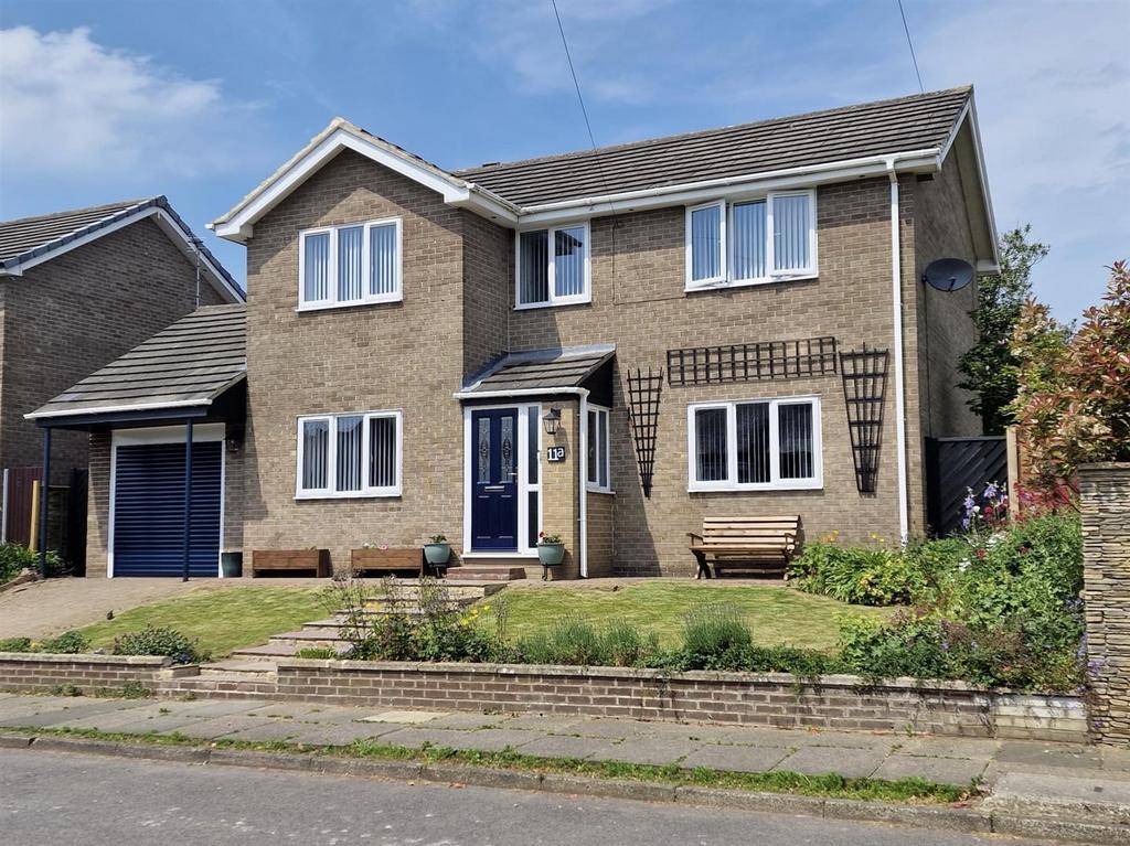 Snackgate Lane, Heighington 4 bed detached house £300,000