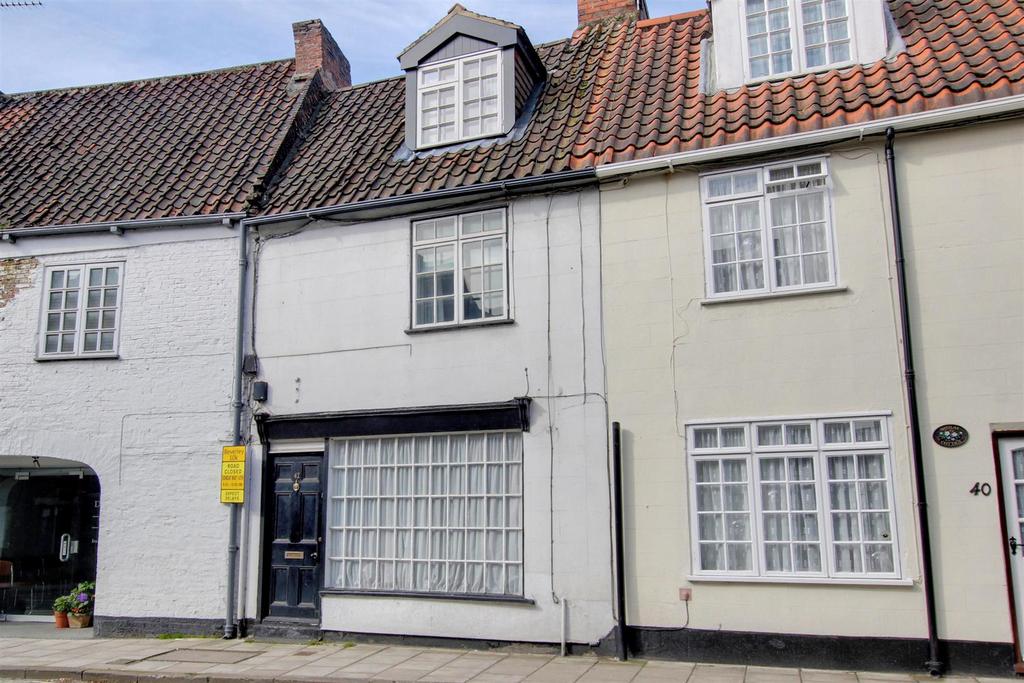 Eastgate, Beverley 2 bed terraced house for sale £199,950