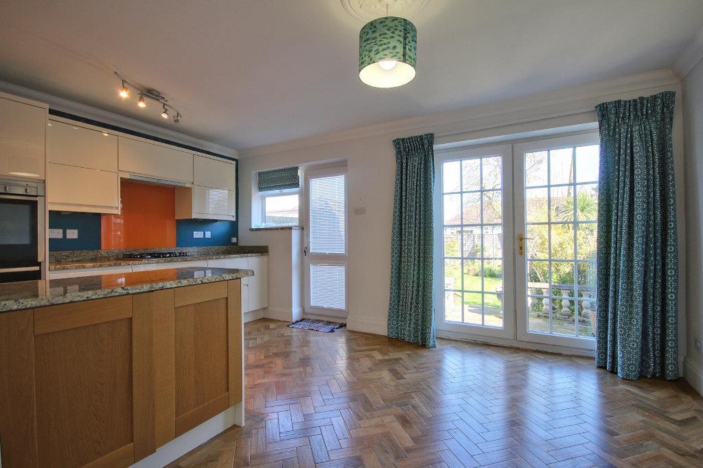 Priory Road, Cottingham 3 bed semidetached house for sale £275,000