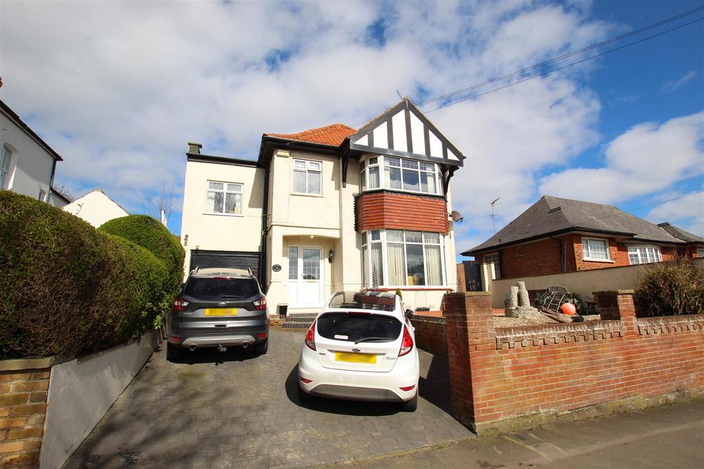 New Road, Hornsea 5 bed detached house for sale £375,000