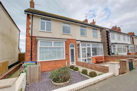 Alpha Cliff Road, Hornsea, HU18 1JW