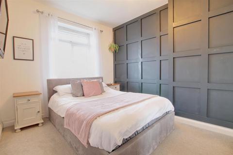 Alpha Cliff Road, Hornsea, HU18 1JW