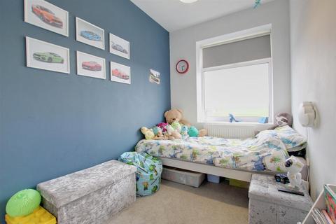 Alpha Cliff Road, Hornsea, HU18 1JW