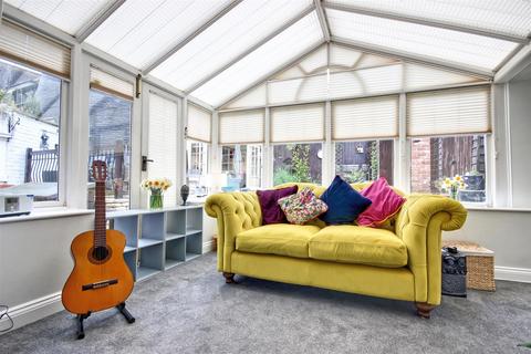 3 bedroom detached house for sale - Mill Lane, Bishop Burton, Beverley