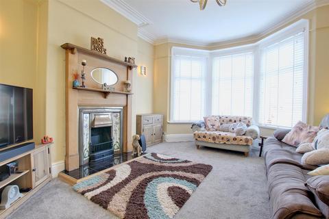 109 Cliff Road, Hornsea, HU18 1JB