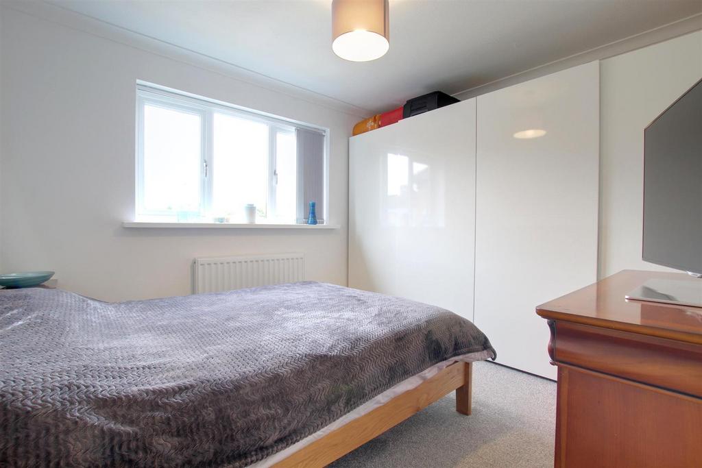 Bedroom1 (rear)