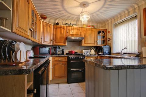 161 Axminster Close, Bransholme, Hull, HU7 4SE