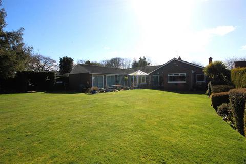 3 bedroom detached bungalow for sale - Rise Road, Skirlaugh, Hull