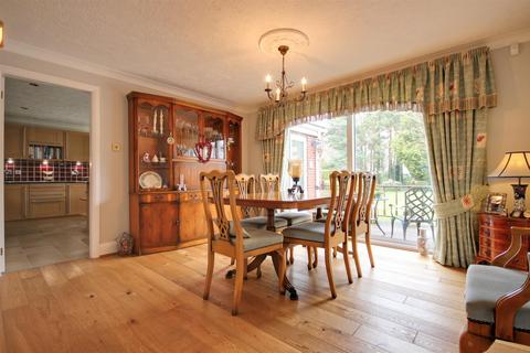3 bedroom detached bungalow for sale - Rise Road, Skirlaugh, Hull