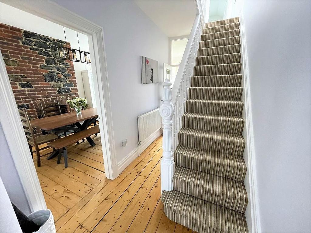 Victoria Avenue, Mumbles, Swansea 4 bed terraced house for sale £475,000