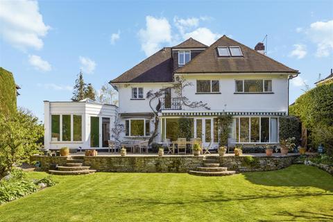 White Garth Ridgeway Close, Oxshott, Leatherhead, KT22 0LQ