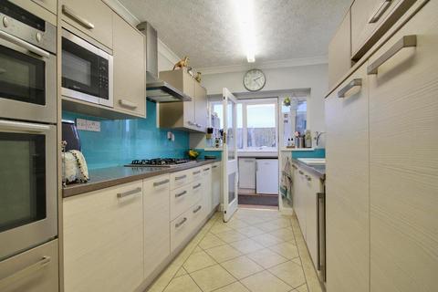 4 bedroom link detached house for sale, Ashgate Road, Willerby, Hull