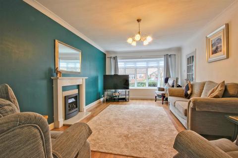 4 bedroom link detached house for sale, Ashgate Road, Willerby, Hull