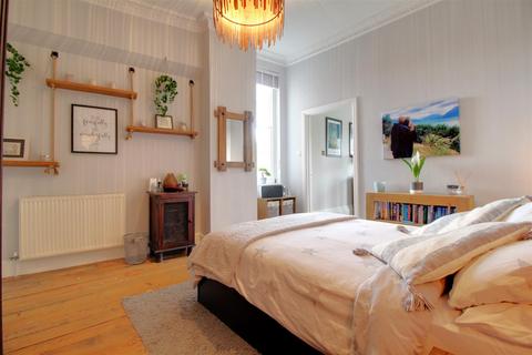 Flat 3, The Old Custom House Quay Street, Gloucester, GL1 2JS