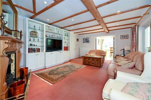 26 Elm Grove, Barnham, Bognor Regis, PO22 0HL