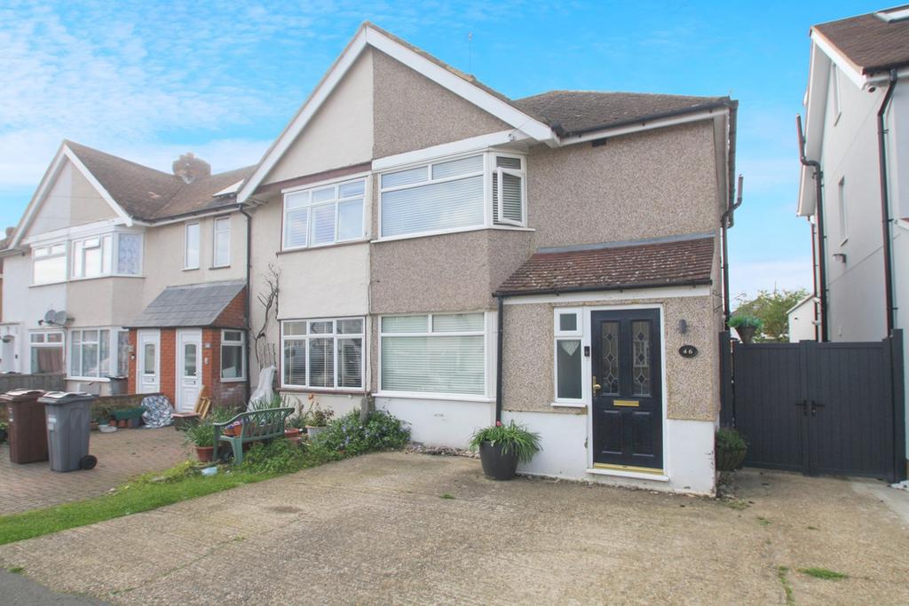 Ellington Road, Feltham, TW13 3 bed semidetached house for sale £495,000