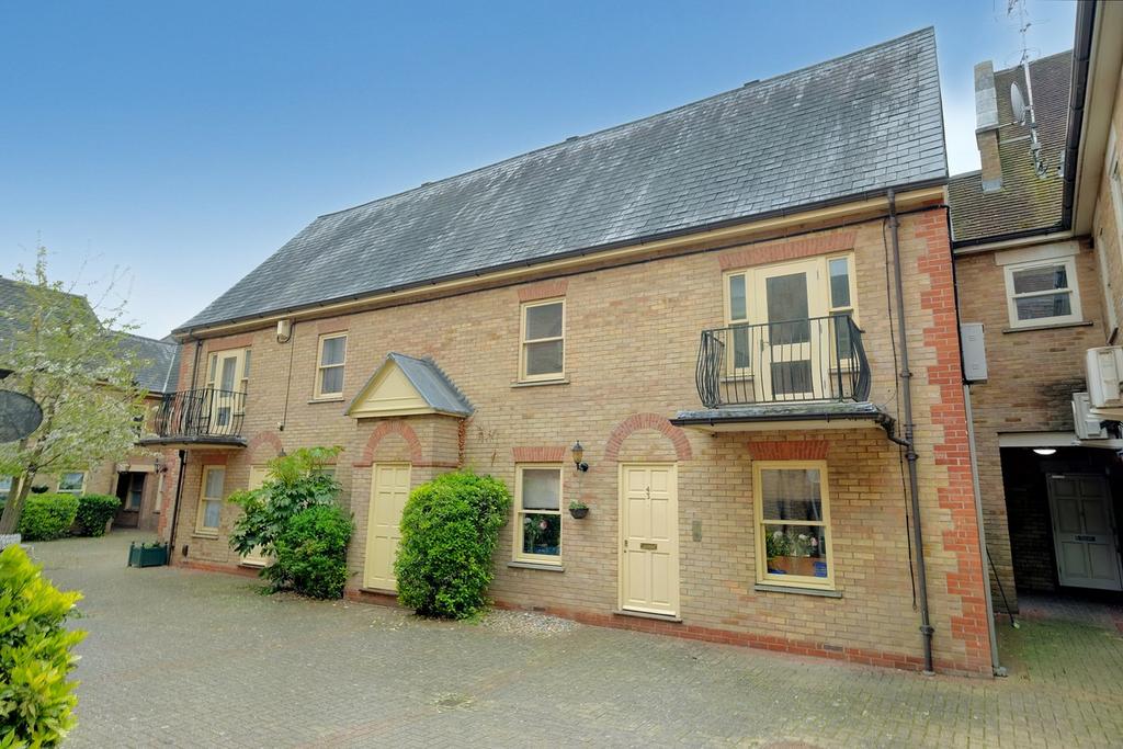 Godfreys Mews, Chelmsford CM2 1 bed flat for sale £180,000