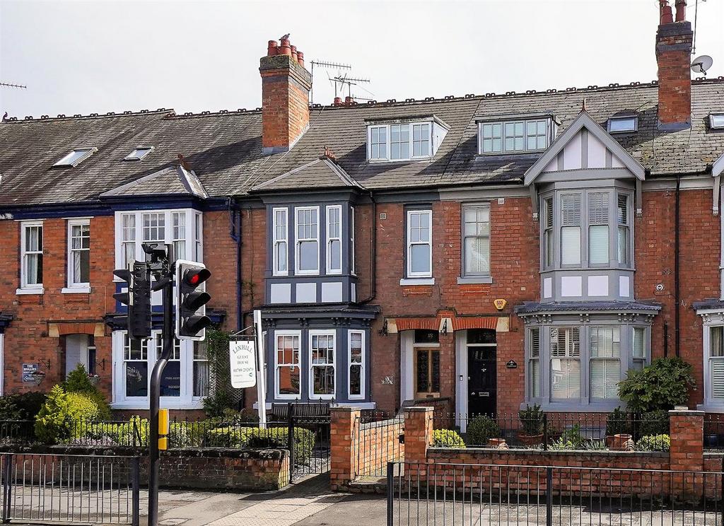 Evesham Place, StratfordUponAvon 4 bed terraced house for sale £650,000
