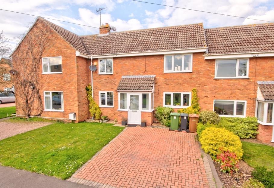 Blakenhurst, Harvington, Evesham 3 bed terraced house for sale £289,000