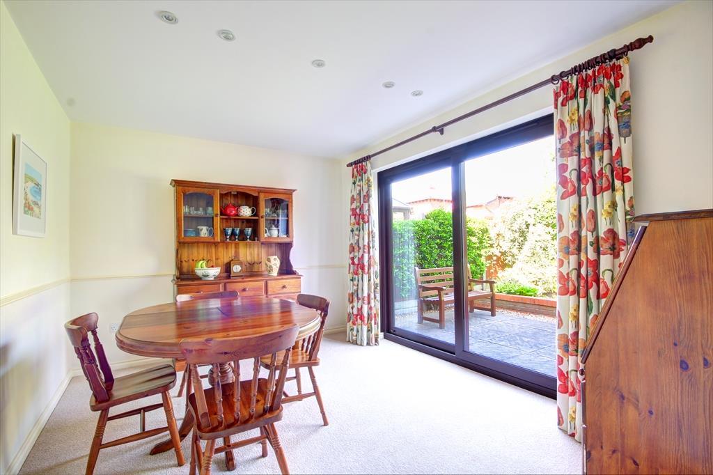 Elmside, Evesham 4 bed house £425,000