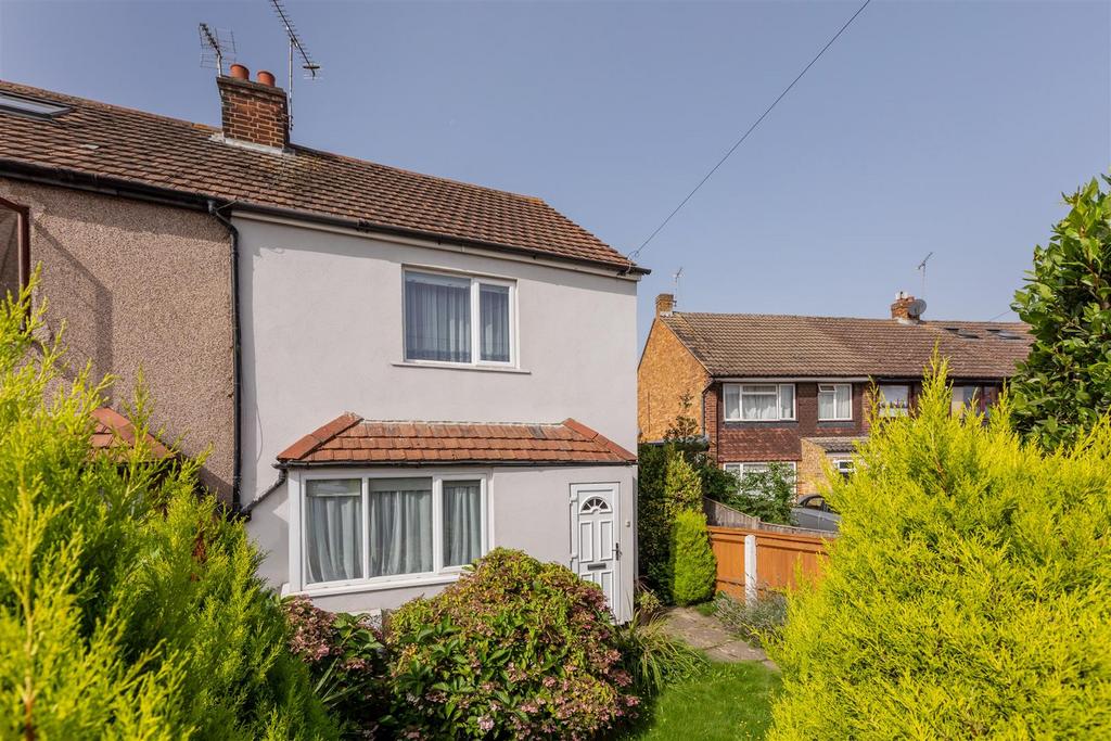 Cippenham Lane, Cippenham 3 bed semidetached house for sale £380,000