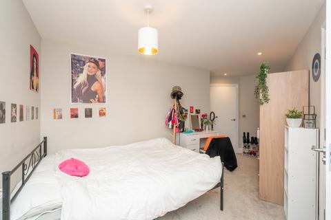 2 bedroom apartment for sale - Chalk Hill, Watford, Hertfordshire, WD19