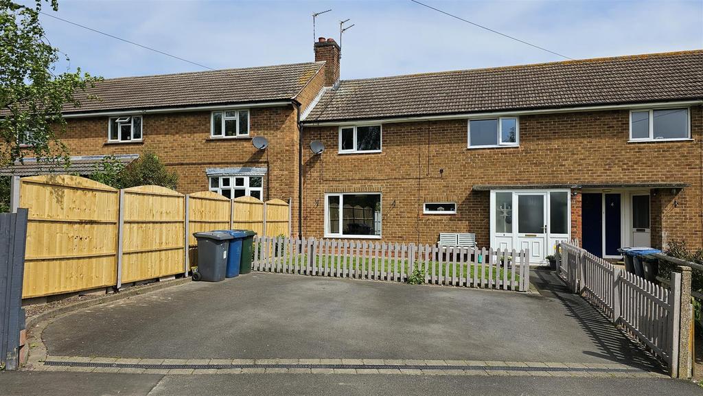 Hoe View Road, Cropwell 3 bed terraced house for sale £225,000