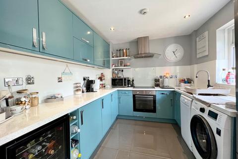 74 Ash Rise, Northampton, NN2 8SB
