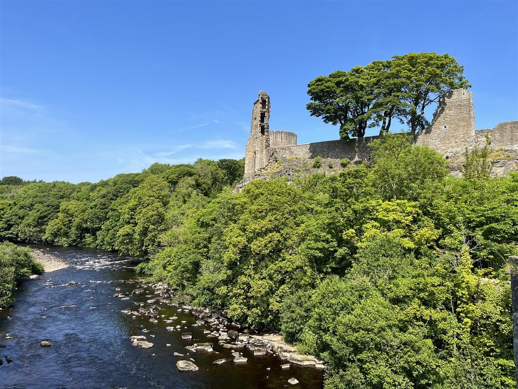 Deerbolt Bank, Startforth, Barnard Castle 5 bed semidetached house for