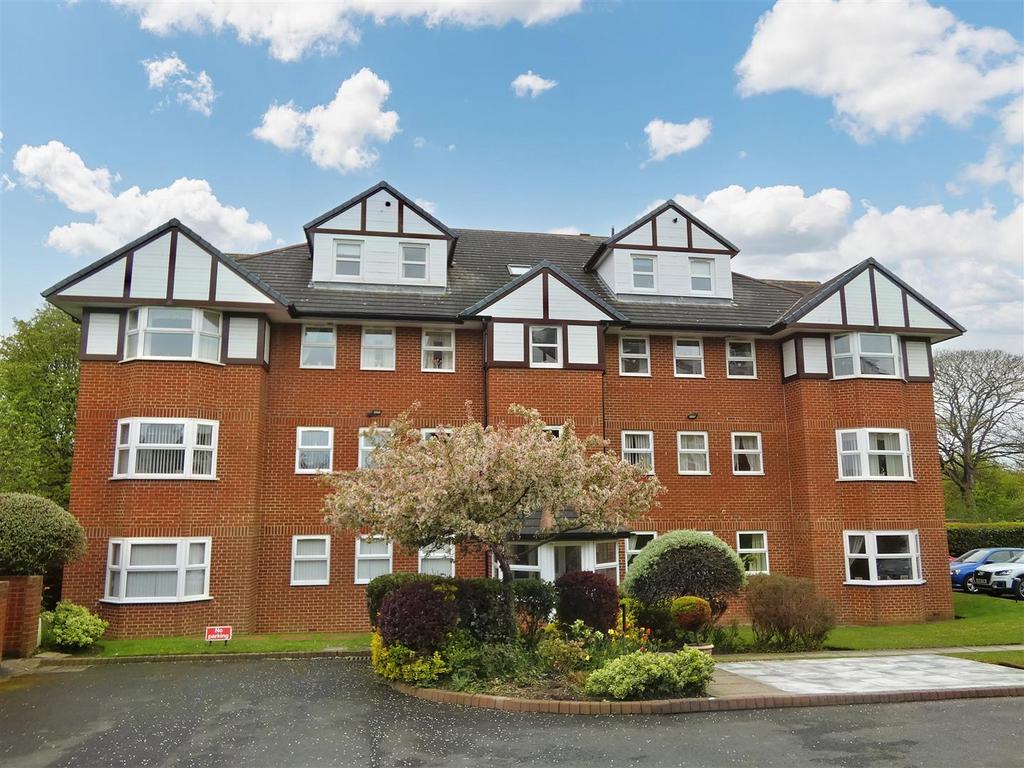 St Aidans Court, Tynemouth 2 bed apartment for sale £170,000