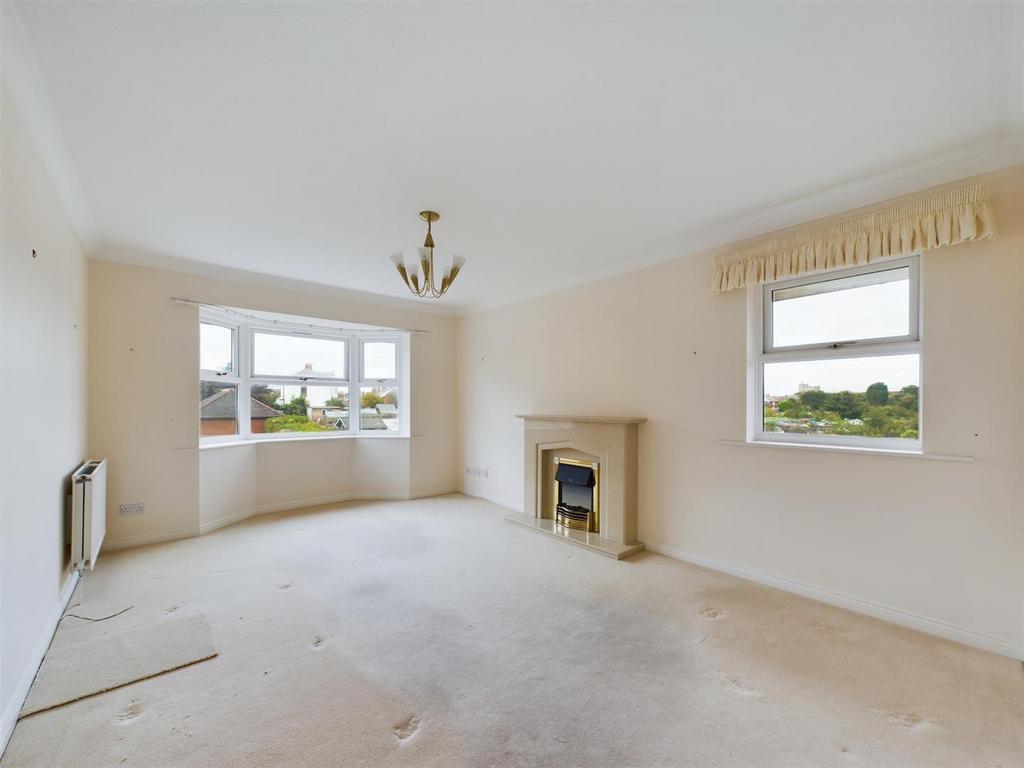 St Aidans Court, Tynemouth 2 bed apartment for sale £165,000