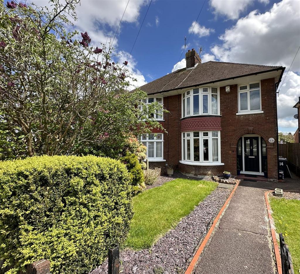 Sprotlands Avenue, Willesborough... 3 bed semidetached house £1,495