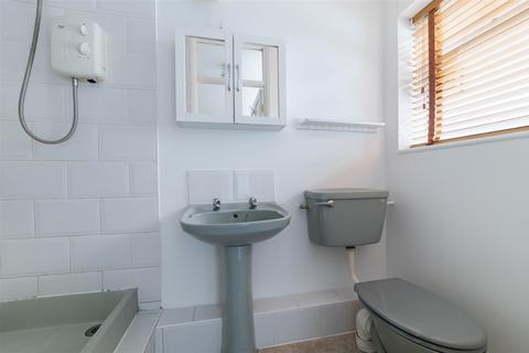 1, Mistley Court Ashley Road, Epsom, KT18 5AW